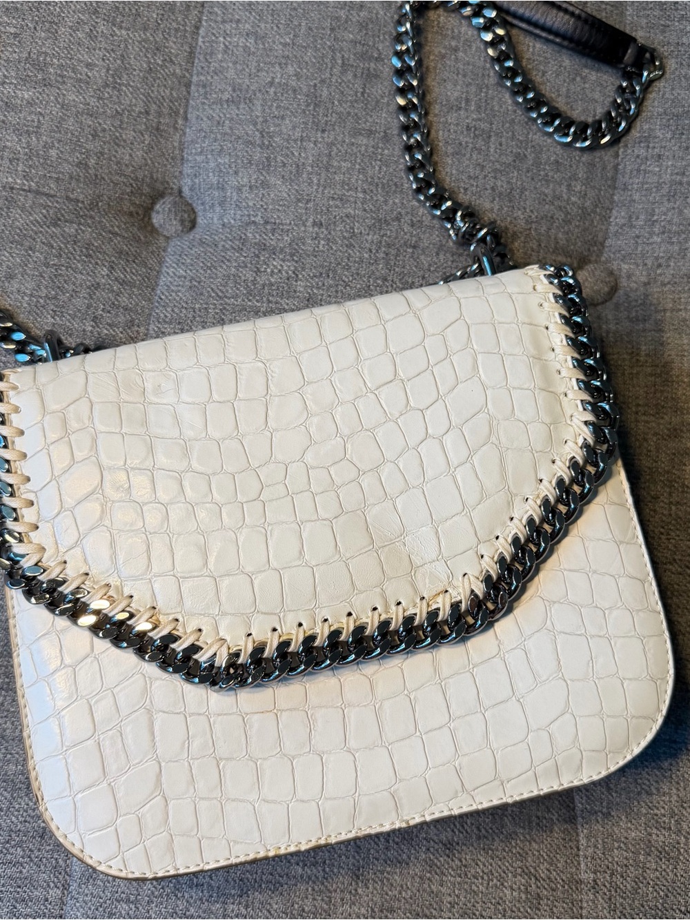 Stella McCartney White Vegan Croc-Textured Chain Shoulder Bag - Picture 3 of 11